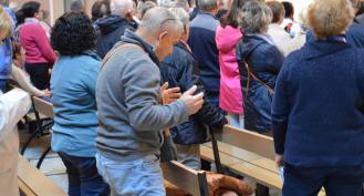 homme en priere