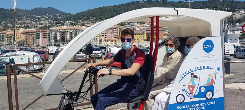 Cyclo-pousse